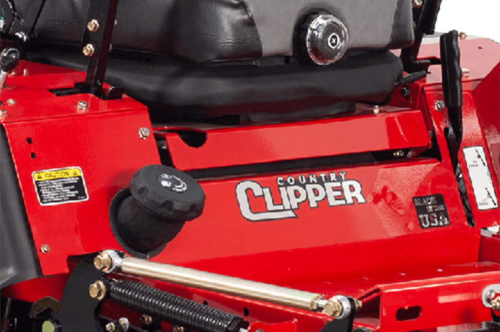 Country Clipper Boss XL low center of gravity gas tank.