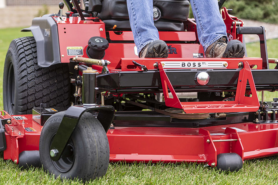 Country Clipper Boss XL commercial grade zero-turn mower.